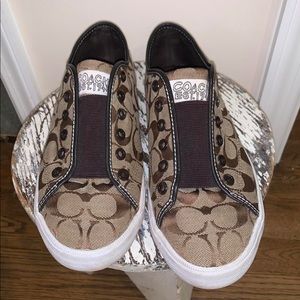 Coach elastic band shoes